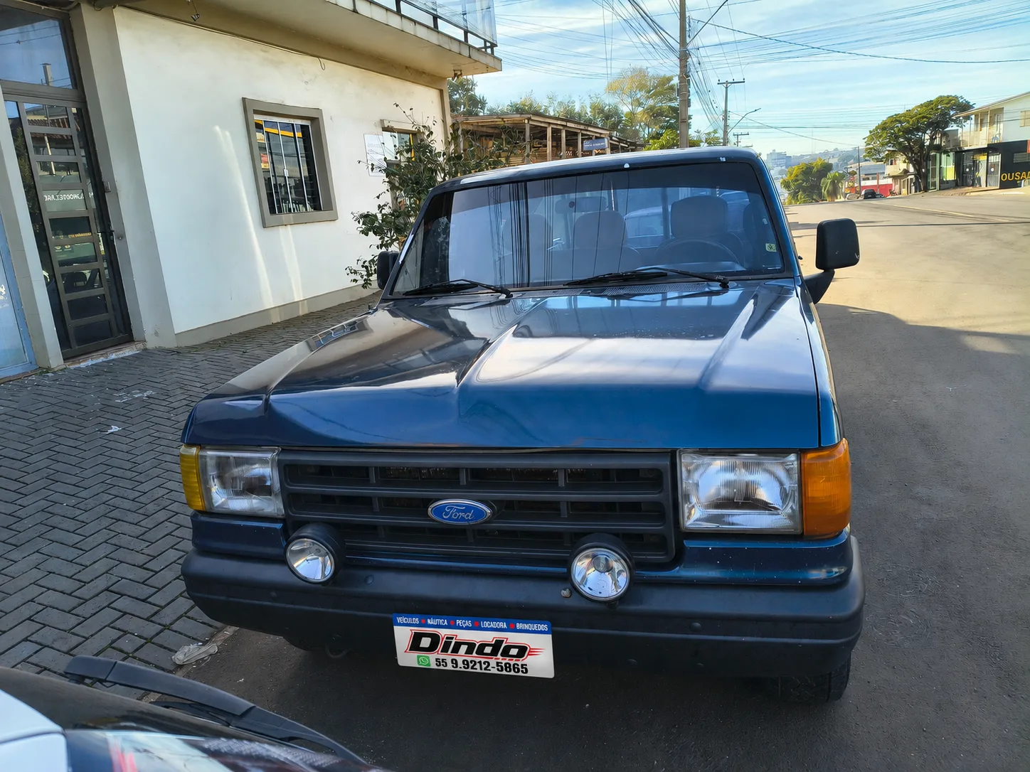 F-1000